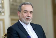 دیدار عراقچی با شی